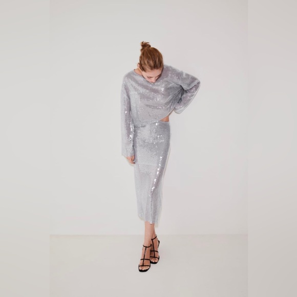 Zara Sequined T-shirt Small - NWT - Picture 2 of 11